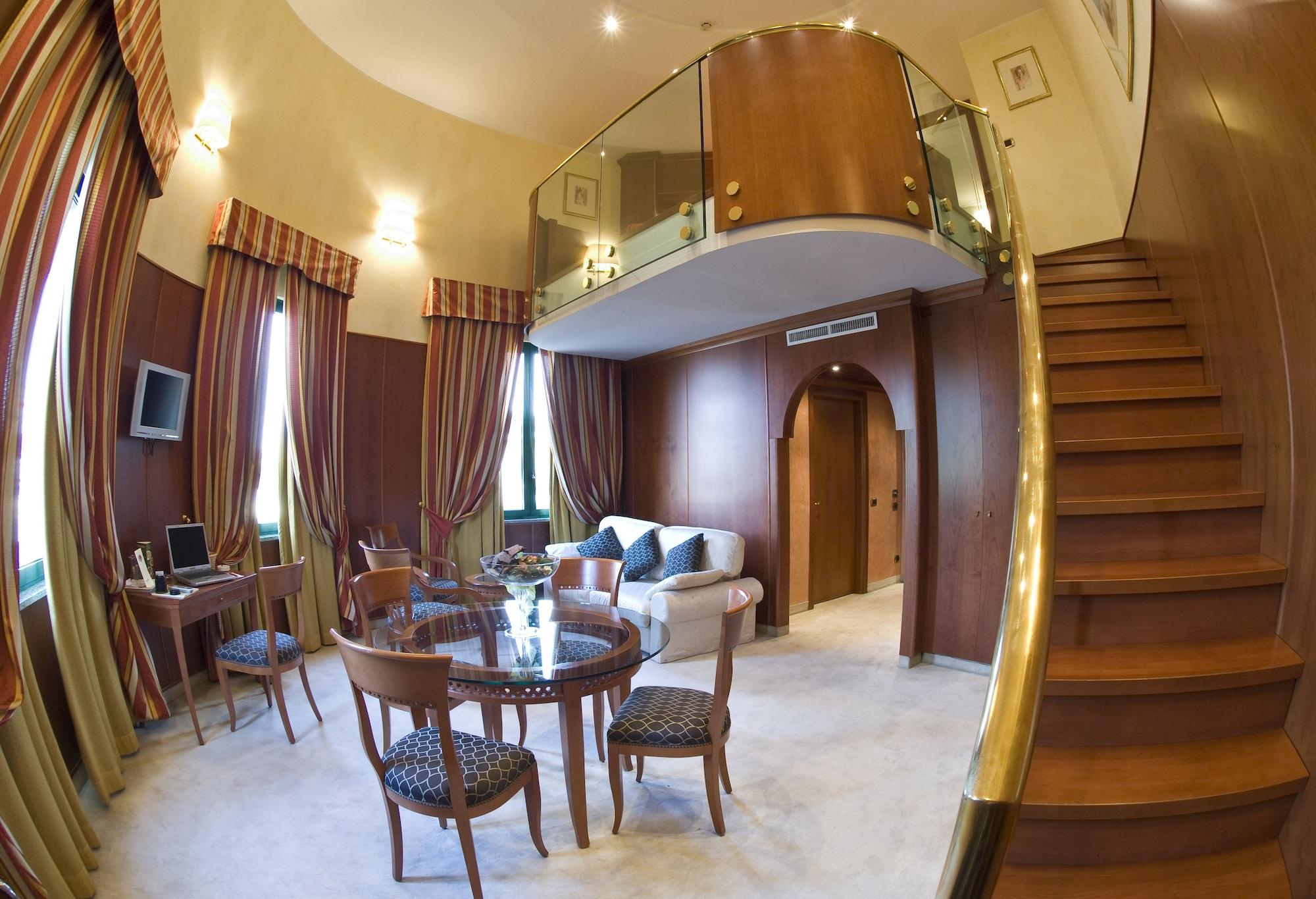 As Hotel Монца Экстерьер фото