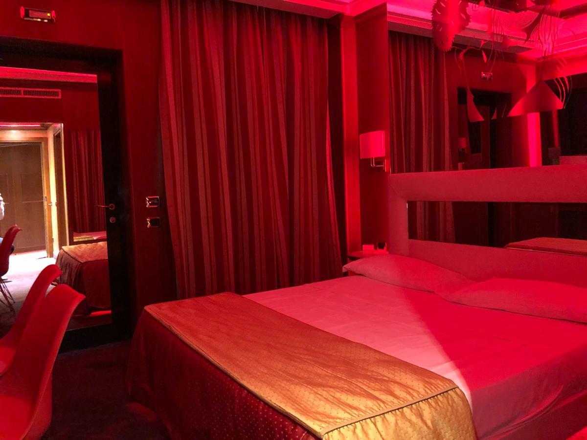 As Hotel Монца Номер фото